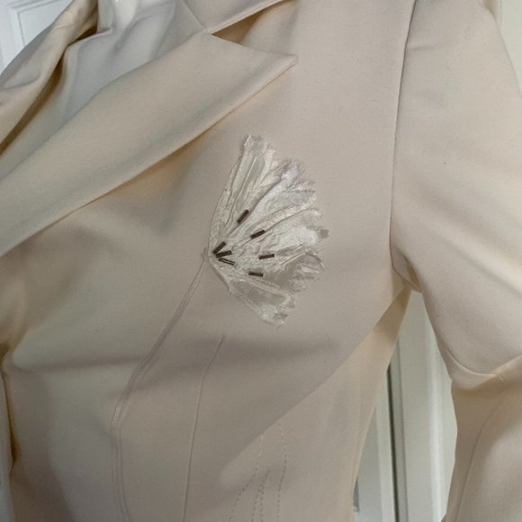 studio point size 8 off white suit - Picture 4 of 10
